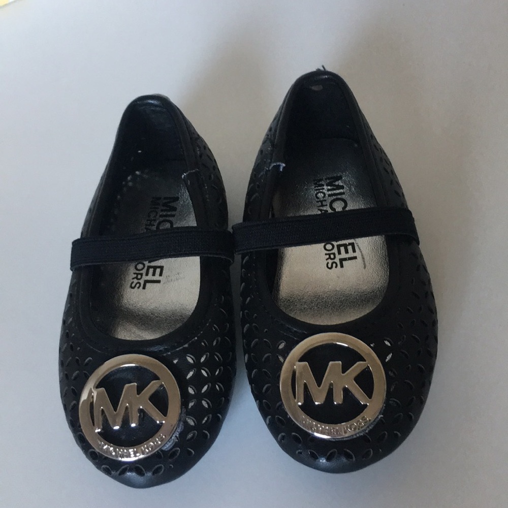 Michael Kors flats